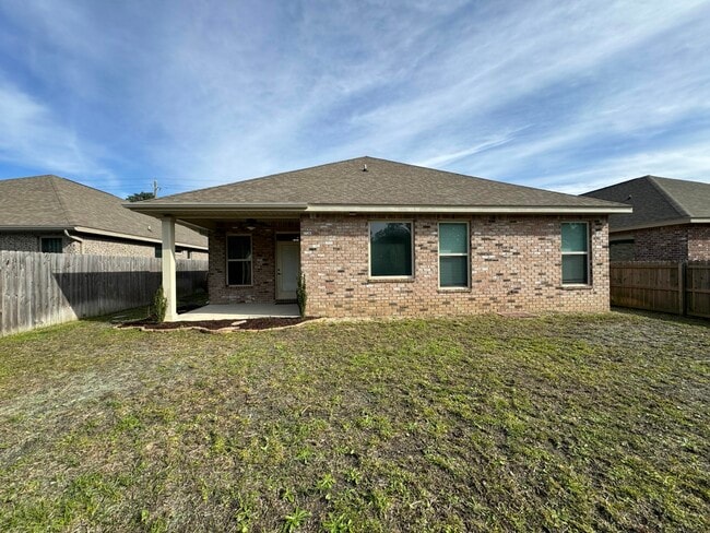 Building Photo - 1377 N Beal Ext