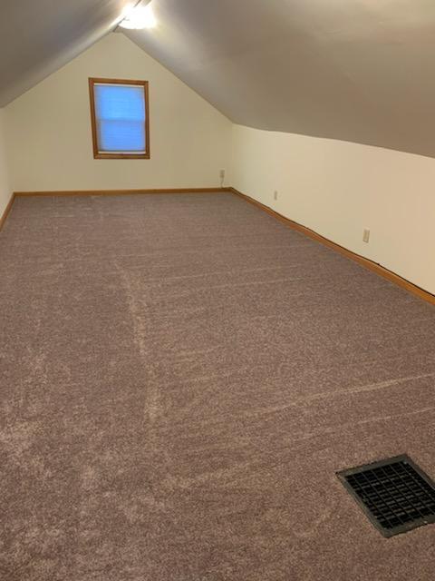 Fresh paint and new carpet in all bedrooms - 1500 Harding ave