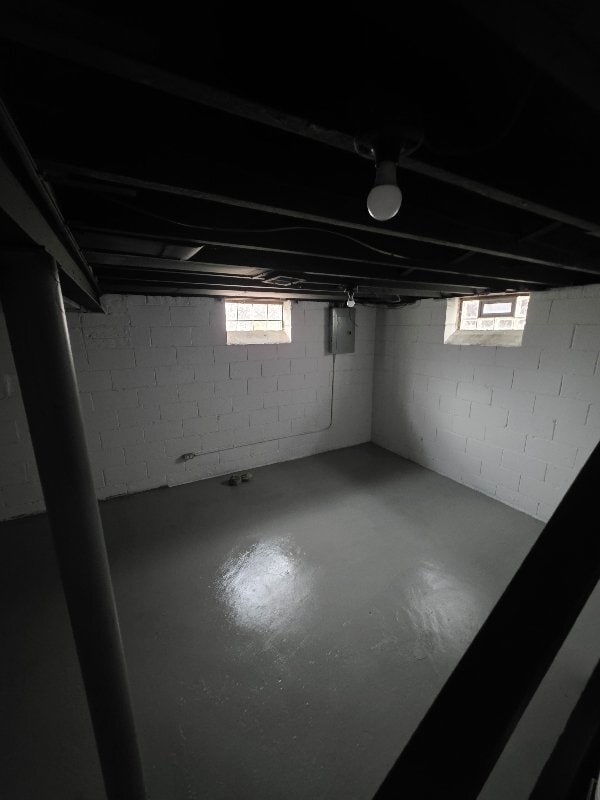 Building Photo - 15712 Evergreen Rd