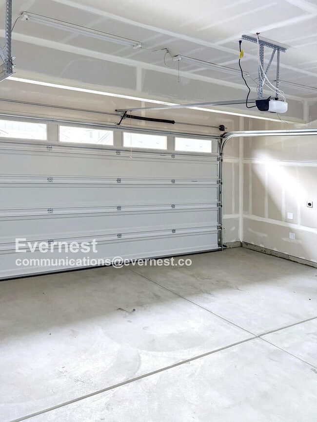 Building Photo - 18020 133rd Ave E
