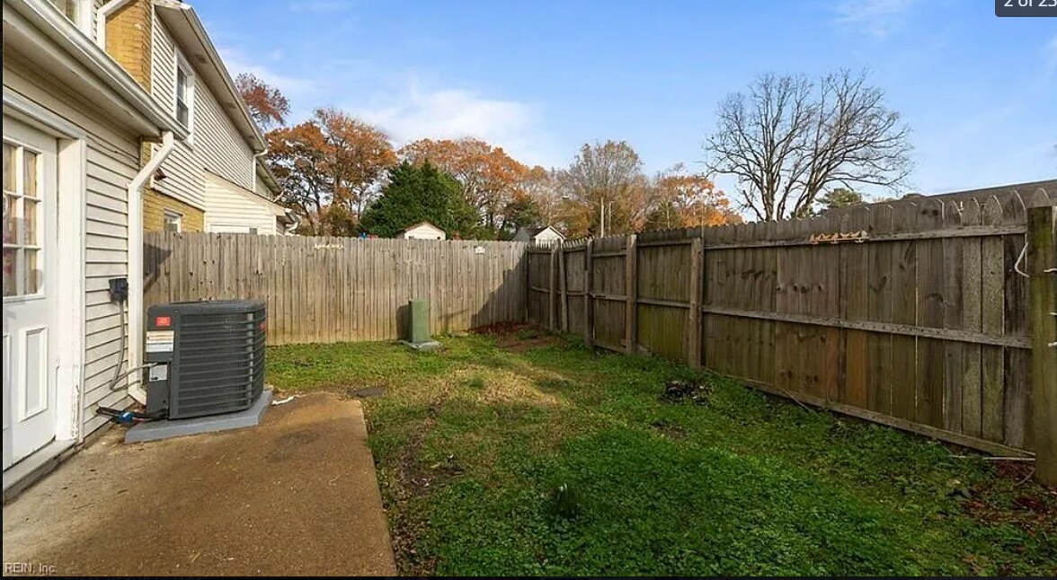 Building Photo - 4751 Old Hickory Rd