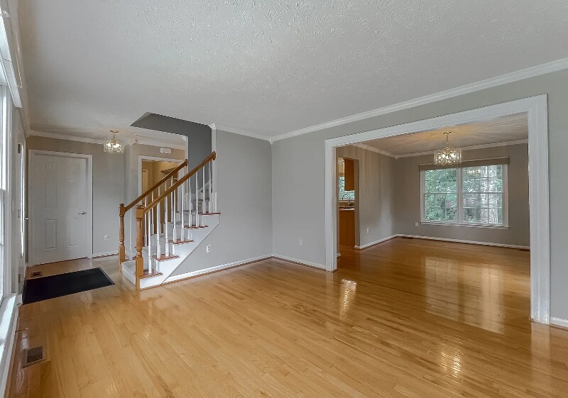 Building Photo - 23238 Willow Creek Way