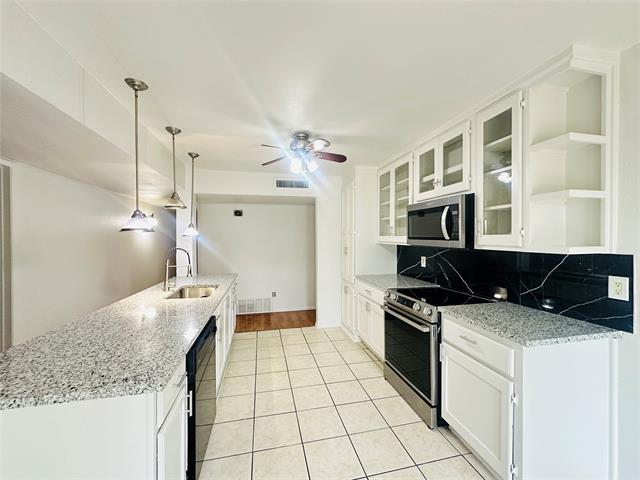 Building Photo - 1814 Woodbury