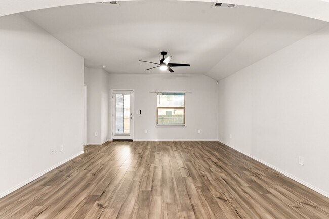 Building Photo - 3033 Wigeon Wy