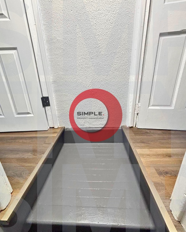 Building Photo - 753 Bingaman St