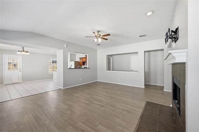 Building Photo - 1665 Crown Point Dr