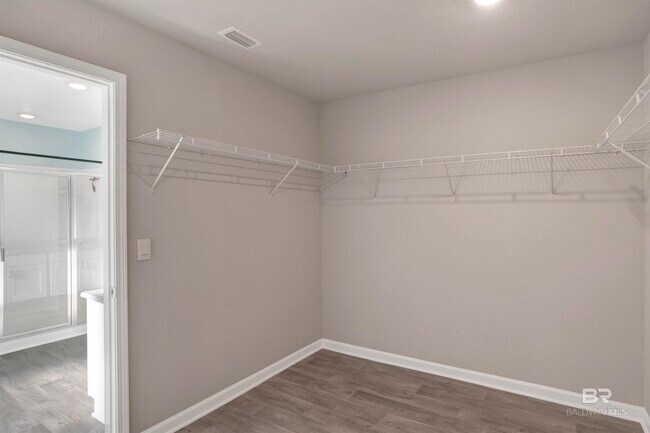 Building Photo - 3191 Camino Real Lp