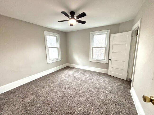 Building Photo - 6407 Dibble Ave