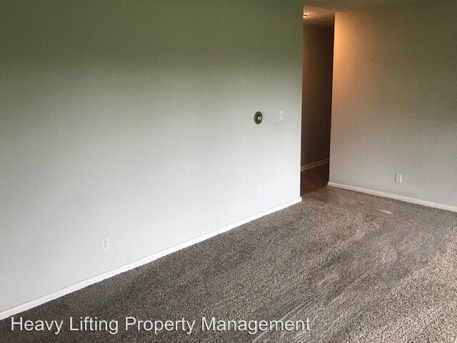 Building Photo - 3 br, 1 bath House - 210 Lawn Rd