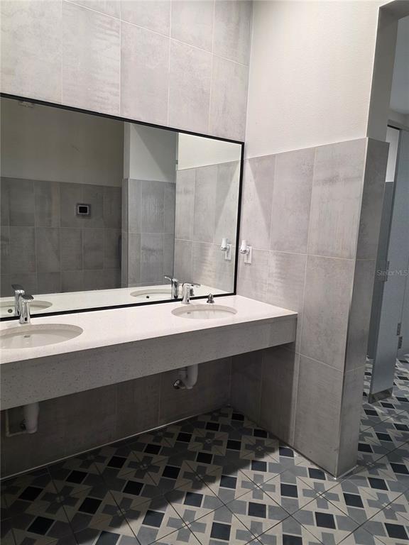 Building Photo - 5821 Freshwater Cyn Dr