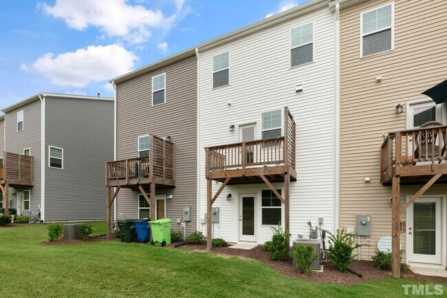 Building Photo - 4964 Southern Magnolia Dr