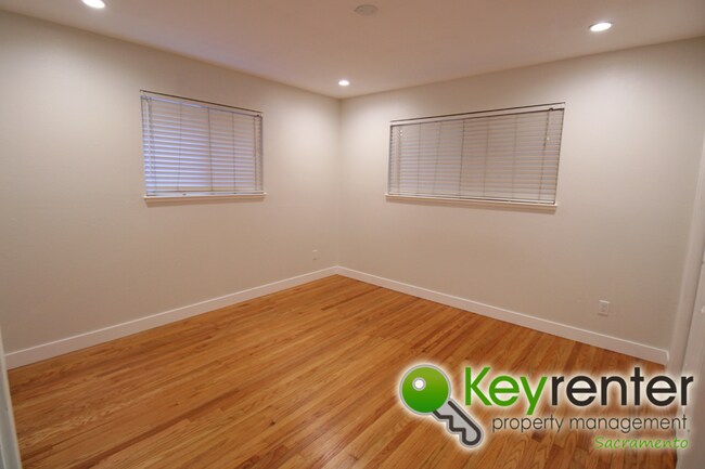 Building Photo - 4741 Foster Way