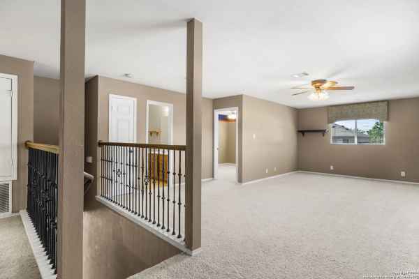 Building Photo - 213 Sophia Cir
