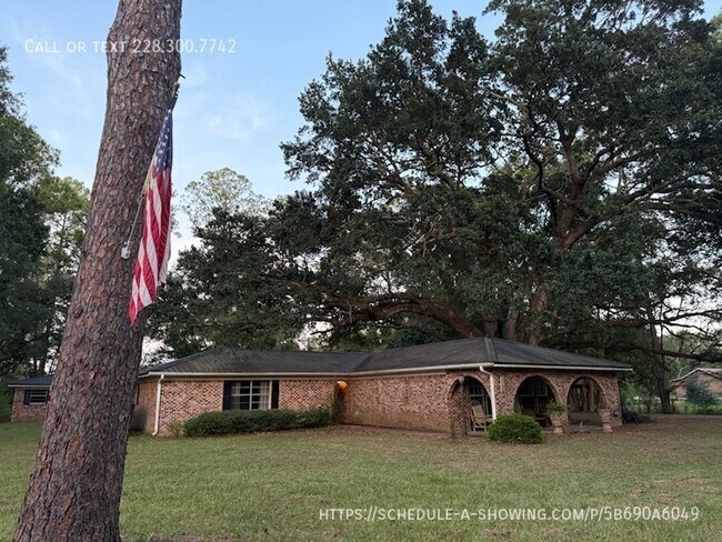 Building Photo - 9708 Forts Lake Rd