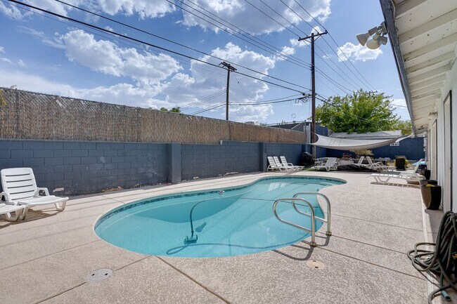 Building Photo - CUTE HOME IN 89169