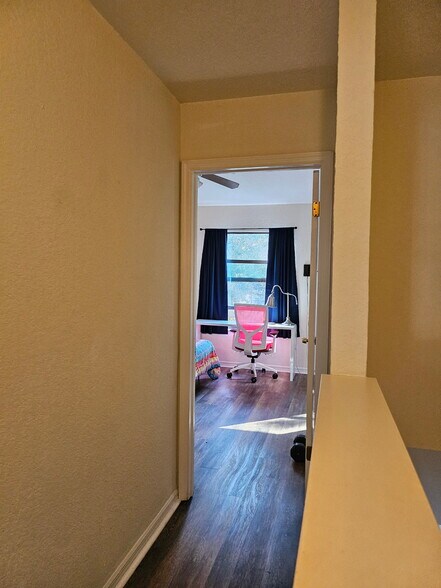 Building Photo - 4202 Brigadoon Cir