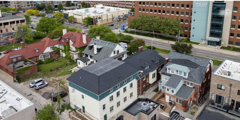 Building Photo - 240 Mack Ave
