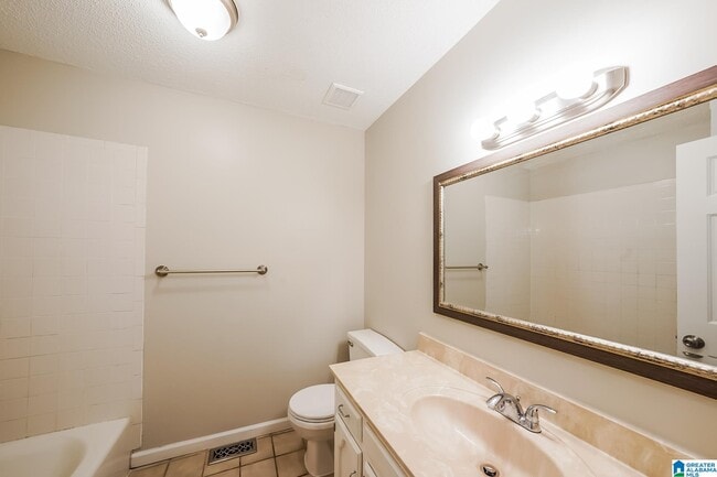 Building Photo - 1704 Native Dancer Dr