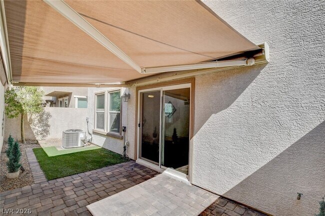Building Photo - 305 Quail Dove Ave
