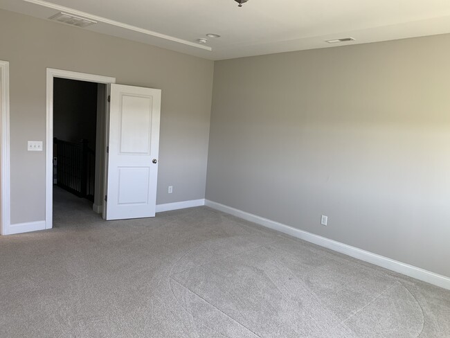 Master Bedroom - 2631 Statesville Ave