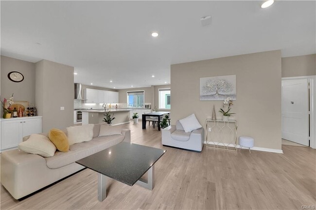 Building Photo - 203 Bowery