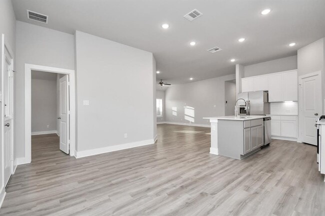 Building Photo - 7546 Terramar Bay Ln