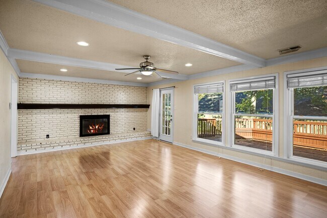 Building Photo - 8044 Neshoba Rd
