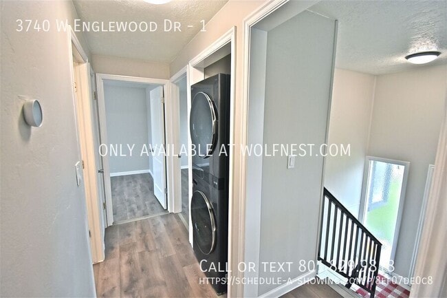 Building Photo - 3740 Englewood Dr