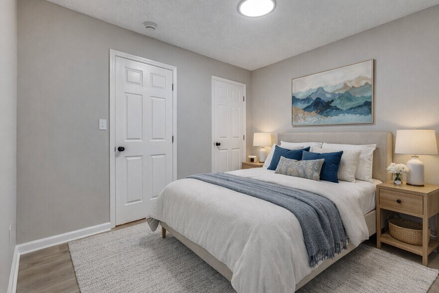 Building Photo - 2312 E 14th St