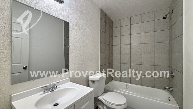 Building Photo - 11800 White Ave