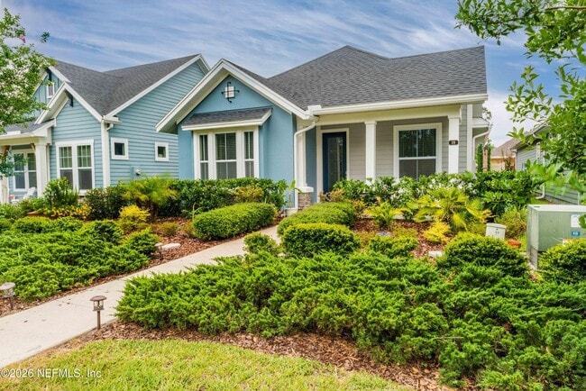 Building Photo - 39 Woodmere Ln