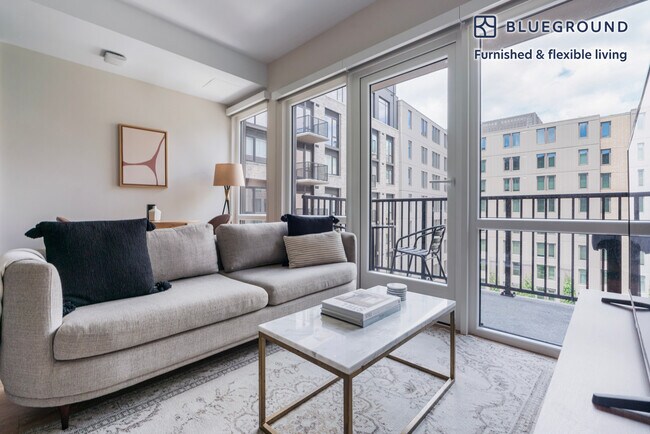 Building Photo - 2601 14th St NW