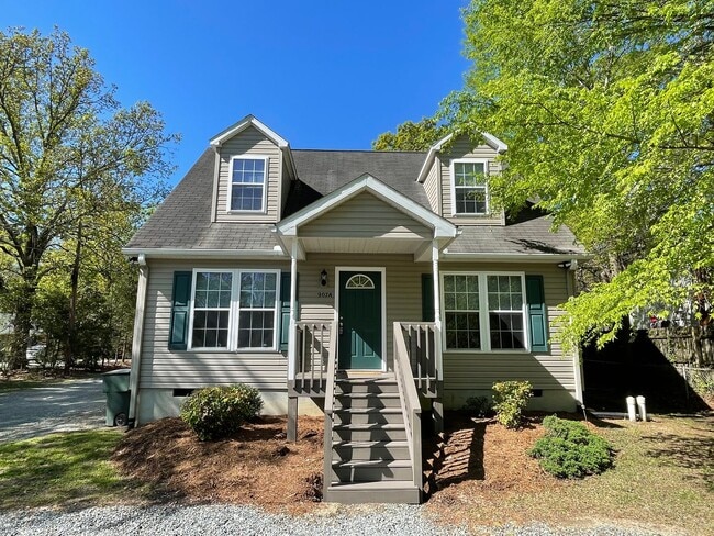 Primary Photo - Incredible, newly renovated 3 br 3.5 ba Ca...