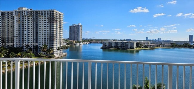 Building Photo - 2851 NE 183rd St