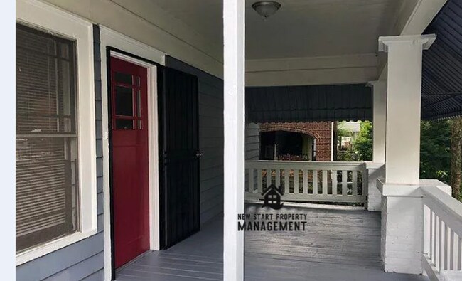 Building Photo - 804 Moreland Ave SE