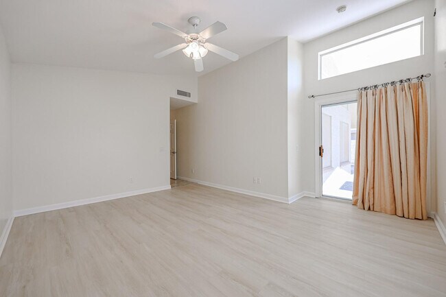 Building Photo - 3081 N 148th Ave