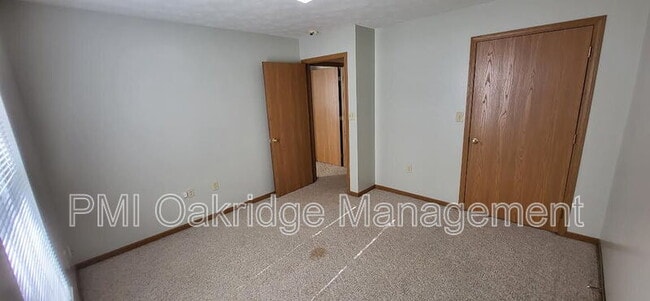 Building Photo - 765 Campbell Rd