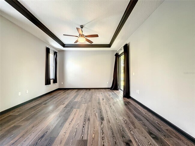 Building Photo - 10041 Oak Quarry Dr