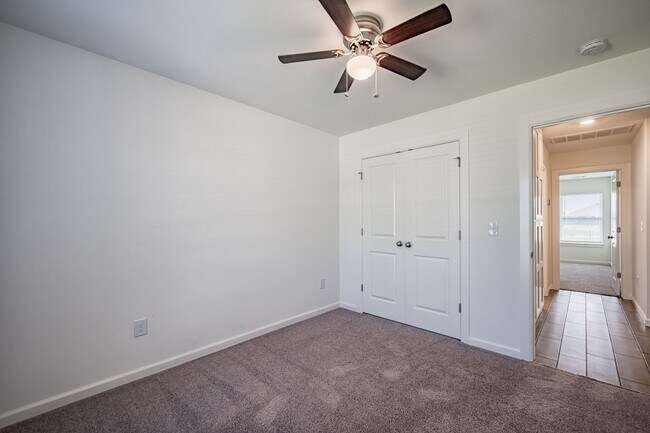 Building Photo - Welcome Home! This beautiful 3 bed home in...