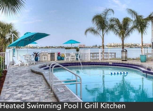 Building Photo - 1824 Shore Dr S