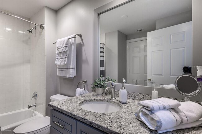 Building Photo - 3313 Sunset Key Cir