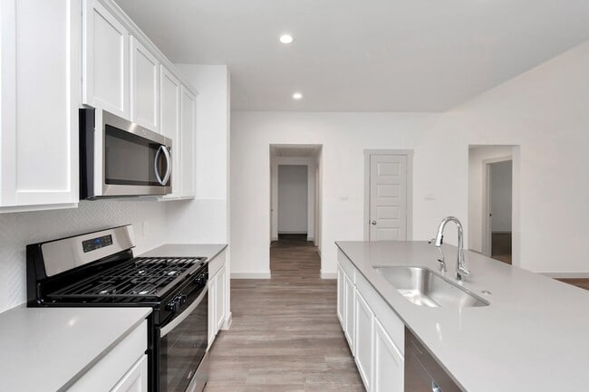 Building Photo - 1111 Pk Crst Dr