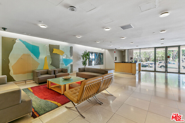 Building Photo - 1520 S Beverly Glen Blvd
