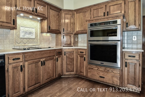 Building Photo - 11956 Farley-