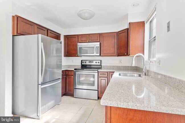 Building Photo - 31 Palmer Ct