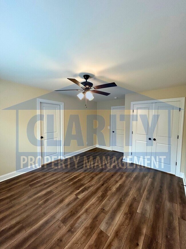 Building Photo - *Brand New* 4 bedroom home!