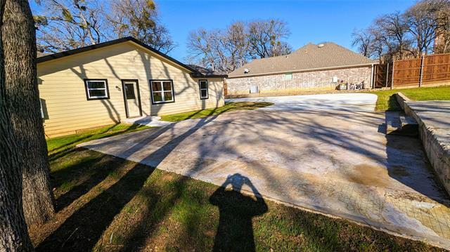 Building Photo - 1604 Donna Ln