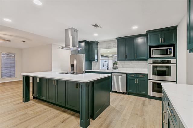 Building Photo - 1617 Century Oaks Dr