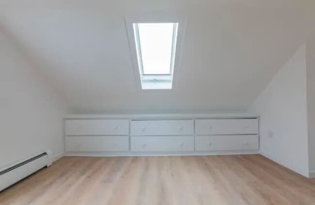 Building Photo - 205 Ives St