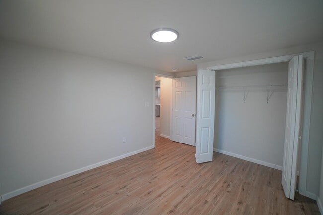 Building Photo - 5057 Tillie Ln